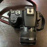 Canon EOS 250D camera with lens 7
