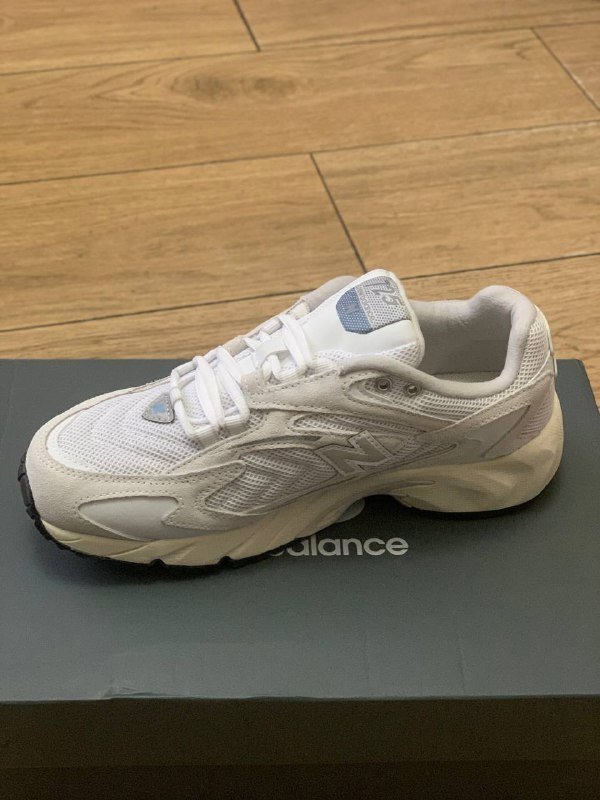 Кроссовки New Balance 725 размер 37 EU 2