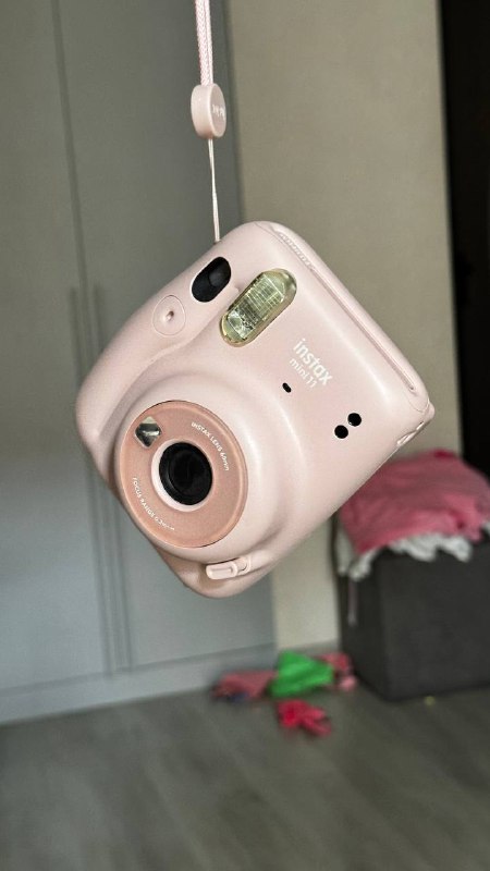 Фотоаппарат моментальной печати instax 11 mini