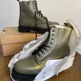 Новые ботинки Dr Martens 2