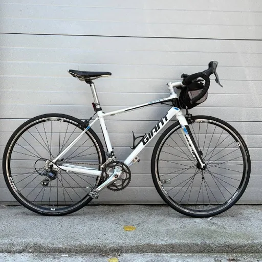 Giant Defy 4 2016