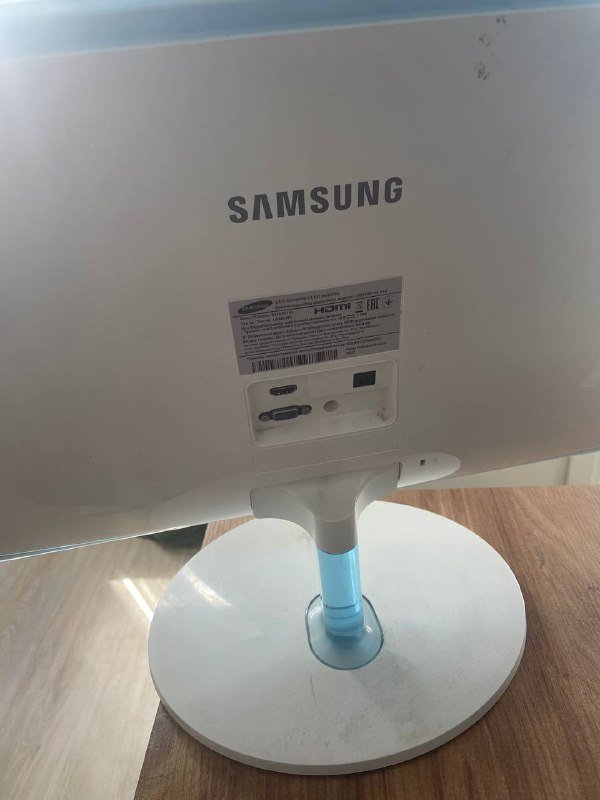 Компьютерный монитор Samsung 3