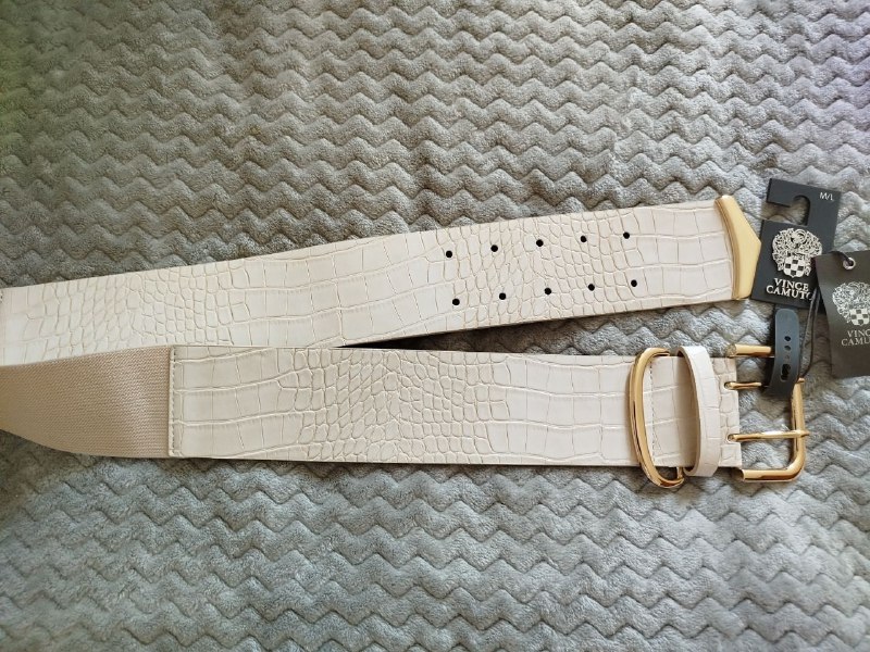 Бюстгальтер Roxy, Ремень Vince Camuto, Футболка Tommy Hilfiger, Платье Tommy Hilfiger, Комбинезон Max Studio, Льняной комбинезон Tahari, Пиджак Tommy Hilfiger 3