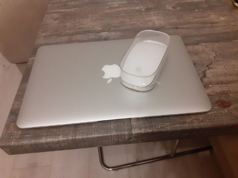 Макбук Айр 2011 года, мышка 4