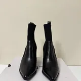 Aldo boots 4