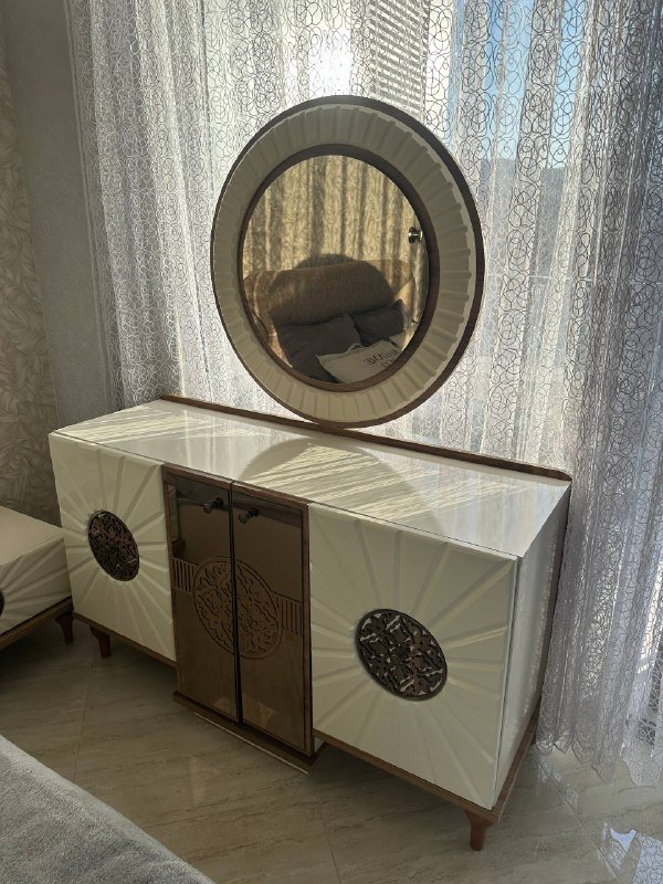 кресло, комод, гримерный стол с зеркалом 4