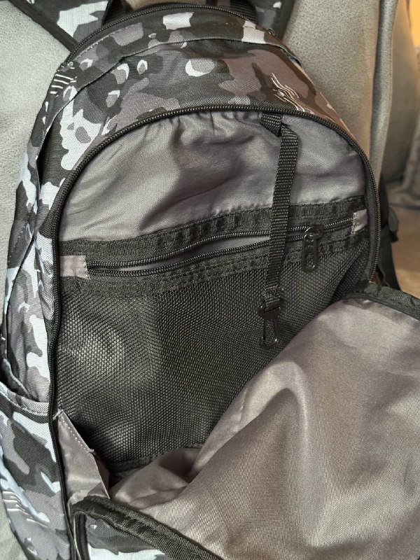 Рюкзак Nike вместительный удобный