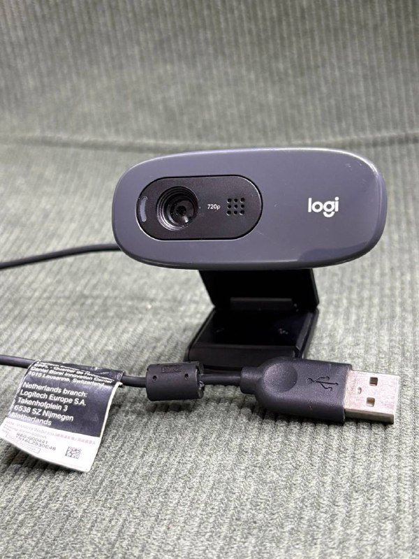 Веб-камера Logitech 720p 4