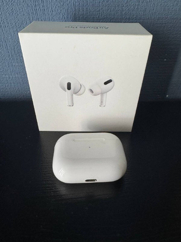 AirPods Pro оригинальные левый наушник не работает