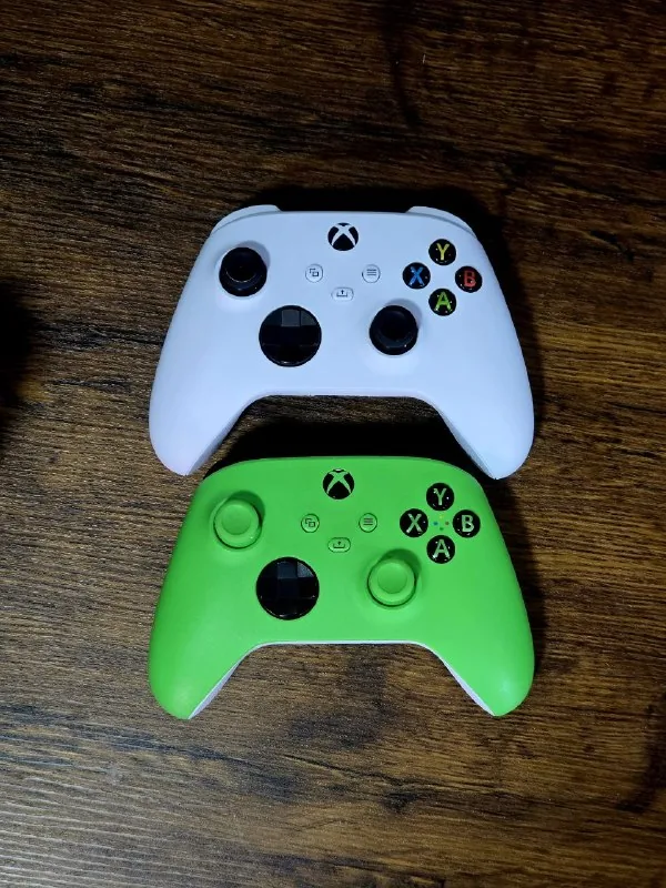 Xbox Series X/S контроллеры