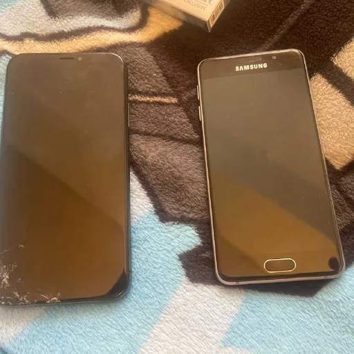 iPhone X, Samsung Galaxy A3 SM-A310F