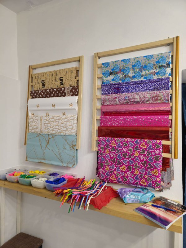 шары, подарочные коробки, пакеты, бумага для обертывания, свечи и ленты 7