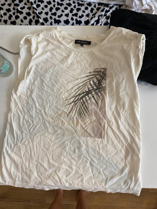 жидкое мыло, кондиционер, чехлы на айфон, тампоны, женские майки 8