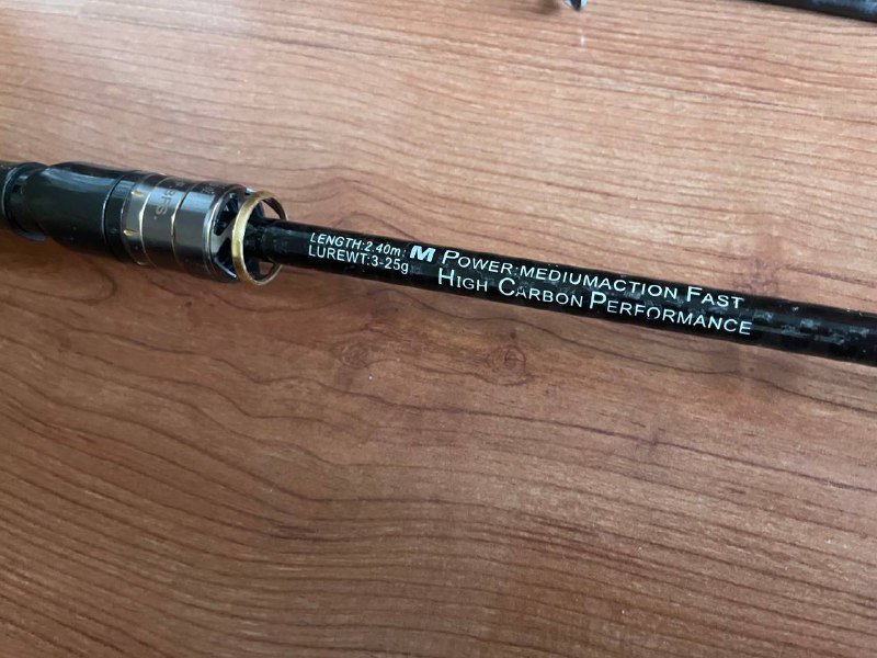 2 удочки и катушка с леской 2