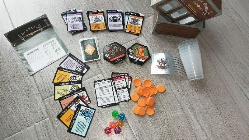 Настольная игра Dice Battle новая полный комплект 4