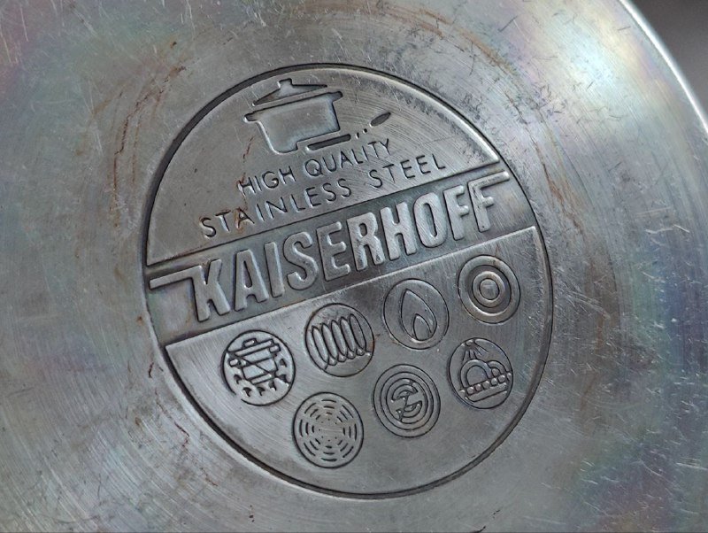 Набор кухонной посуды с крышками 4