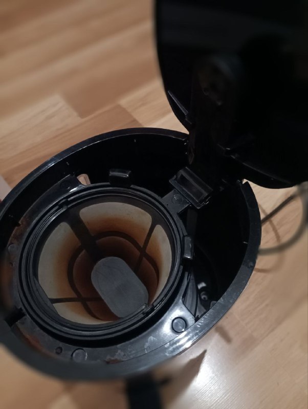 Кофеварка капельная Pioneer CM051D 3