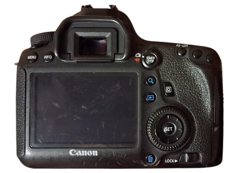 Canon EOS 6D, объектив, аксессуары 1
