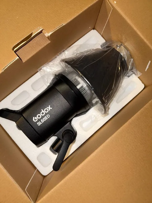 Godox SL60IID, Softbox GODOX SB-FW70100, Godox LA-260T Light Stand 1