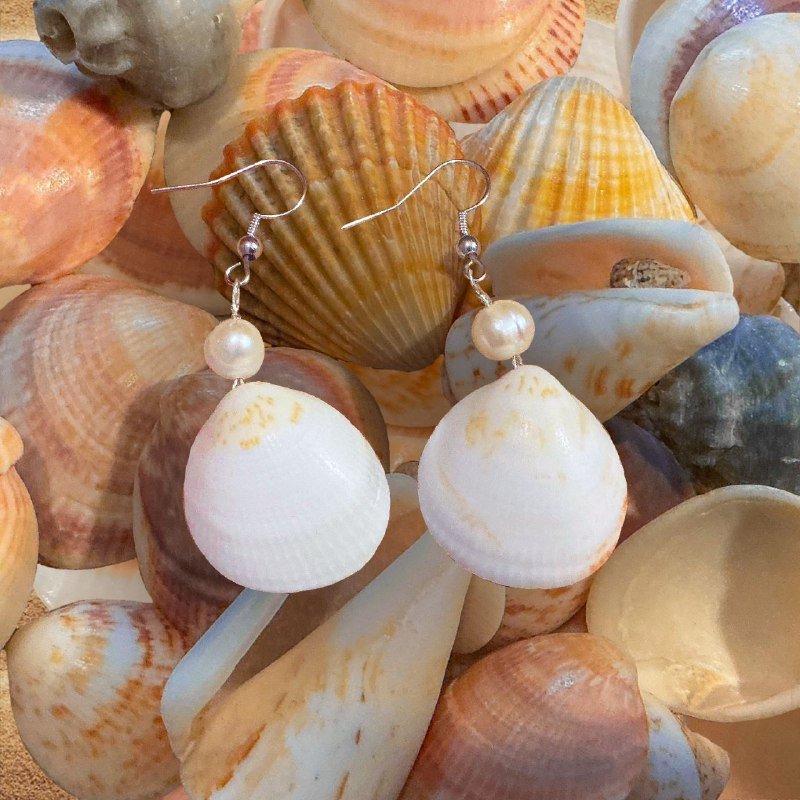 Сережки из морских ракушек ручной работы 2