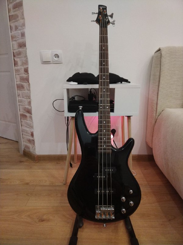 Бас гитара Ibanez GSR200