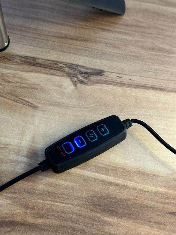 Кольцевая лампа 26см с мини-штативом и креплением для телефона