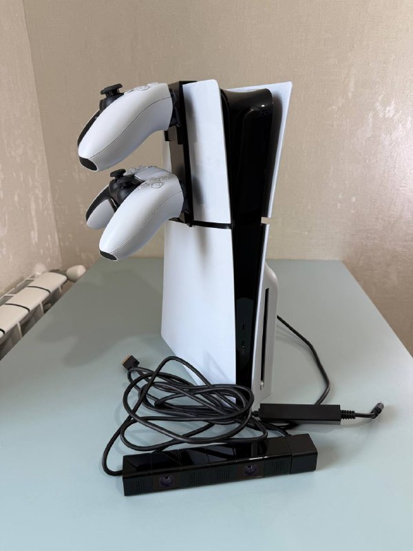 Sony Playstation 5 Slim Disc, 2 джойстика, камера, кабели