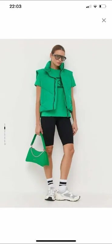 Жилет Karl Lagerfeld, костюмы Guess 1
