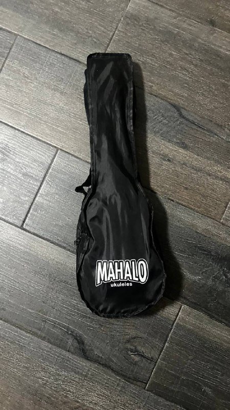 Укулеле с чехлом 2