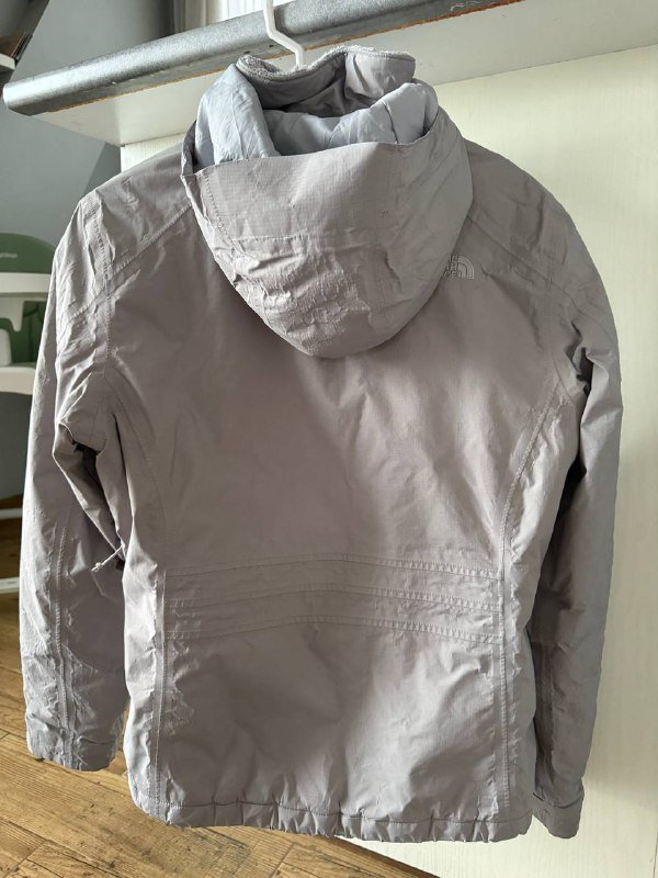 Куртка North Face женская размер М 3