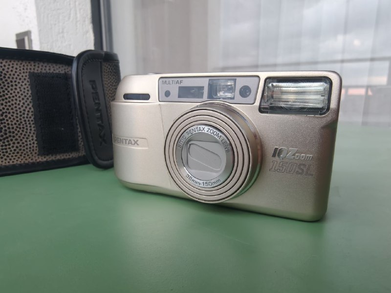 Плёночный фотоаппарат Pentax IQZoom 150SL 2