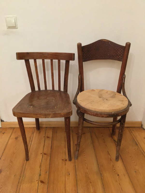 Кресло, стулья, зеркало, столик, коврик, лампы 2