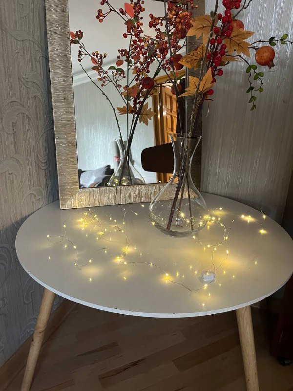 Светодиодная гирлянда, искусственные лианы, ваза гранат