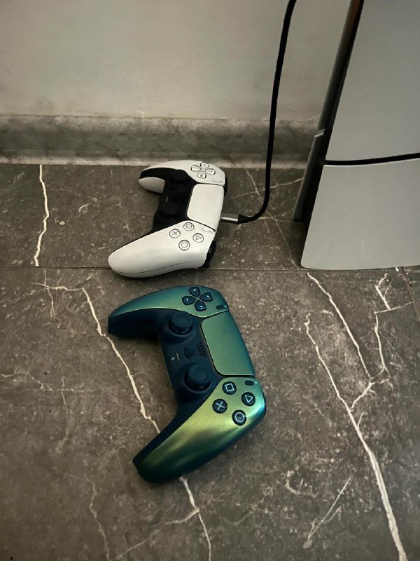 Playstation 5 slim, оригинальный джойстик, игры, подписка 3