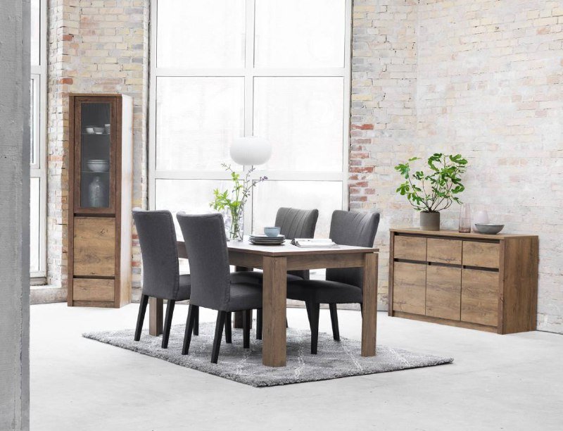 Шкаф-витрина JYSK 3