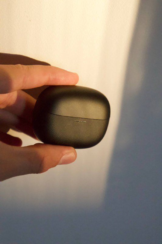 Redmi Buds 5 Pro, Apple Watch Series 7 4