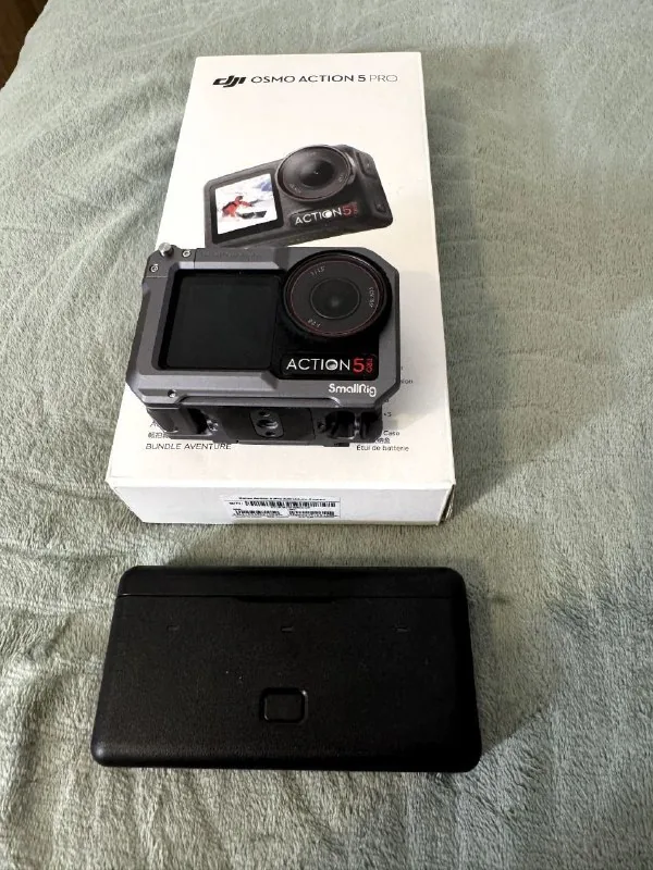 Экшн камера DJI Osmo Action 5 Pro Adventure Combo