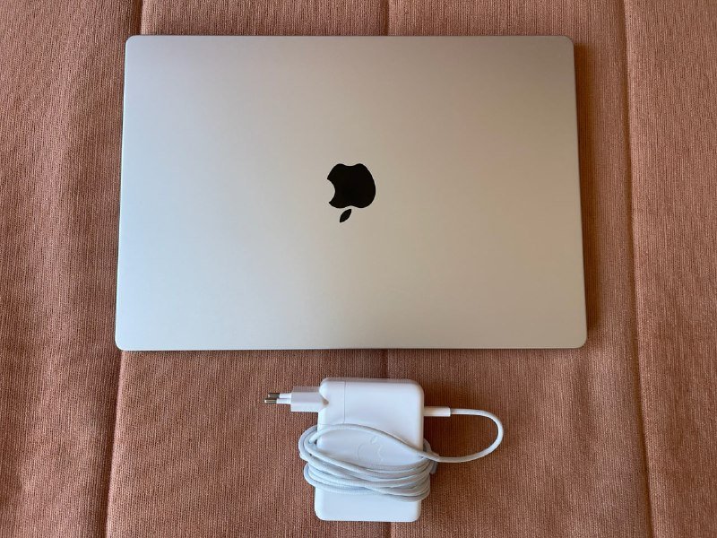 Apple MacBook Pro 16'' M3 Pro 36GB 1TB, M2 Pro 32GB 512GB 5