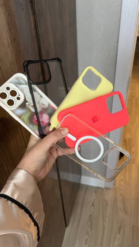 Чехлы для iPhone 13 Pro 2
