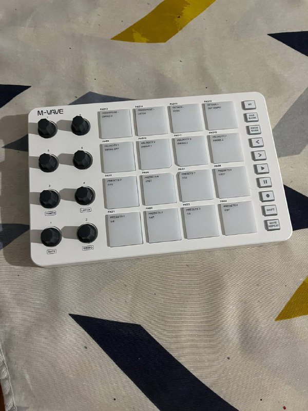 жилетка, куртка, джинсы, рубашка, футболки, свитшот, худи, штаны Jordan, сумка, цепь, midi контроллер 2