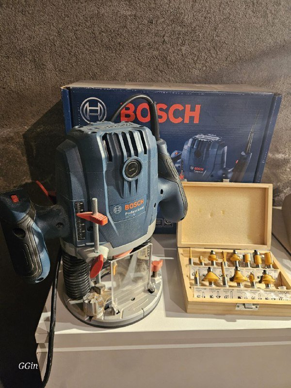 Фрезер Bosch GOF 130