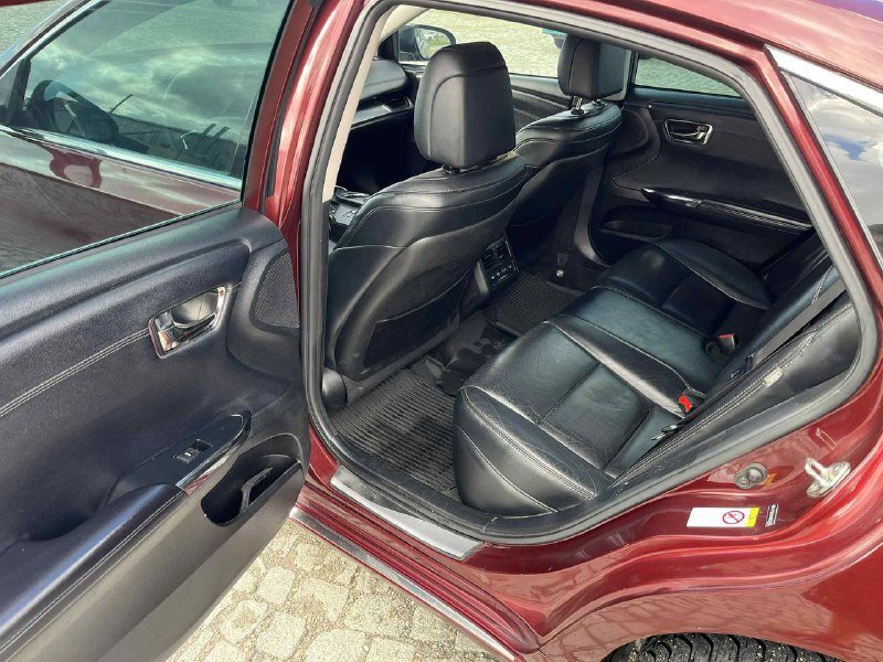 Toyota Avalon Hybrid 2016 Limited 6