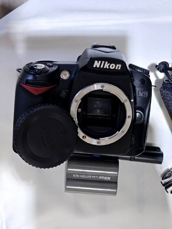 Объектив Nikon 50 mm 1.4, фильтр, бленда