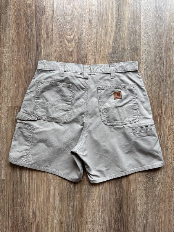 Футболка Amstaff, Кепка Lyle&Scott Junior, Штаны Norrona, Рубашка Fred Perry, Мини рюкзак Vans, Футболка женская Moschino, Поло C.P. Company, Шорты Carhartt, Рюкзак Kanken 8