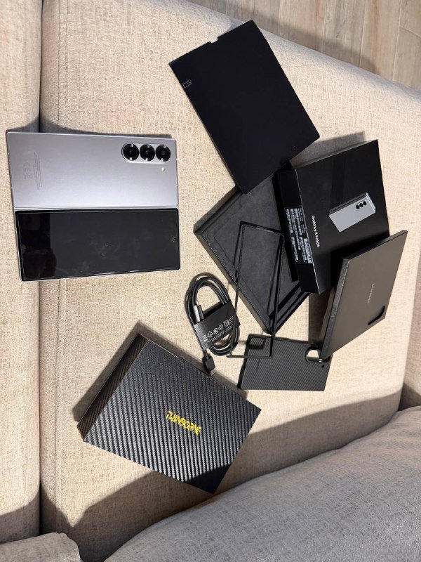 Galaxy z fold 6 512 Gb новый титан 2