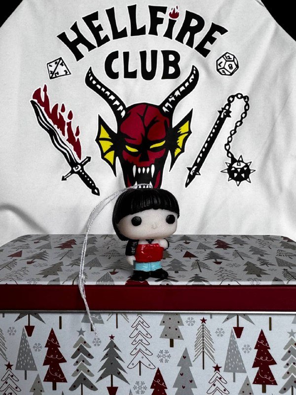 Фигурка Уилл осд со светящейся буквой Т