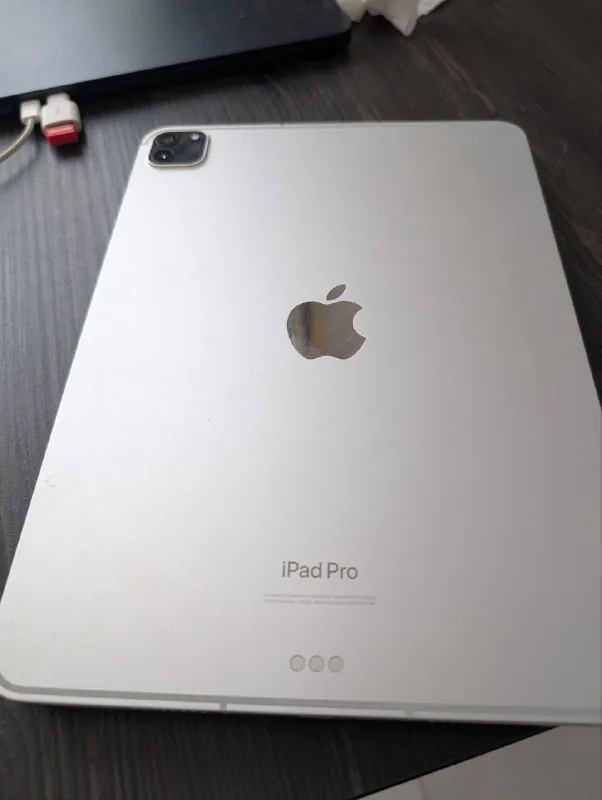 iPad Pro 11 128GB Cellular 1
