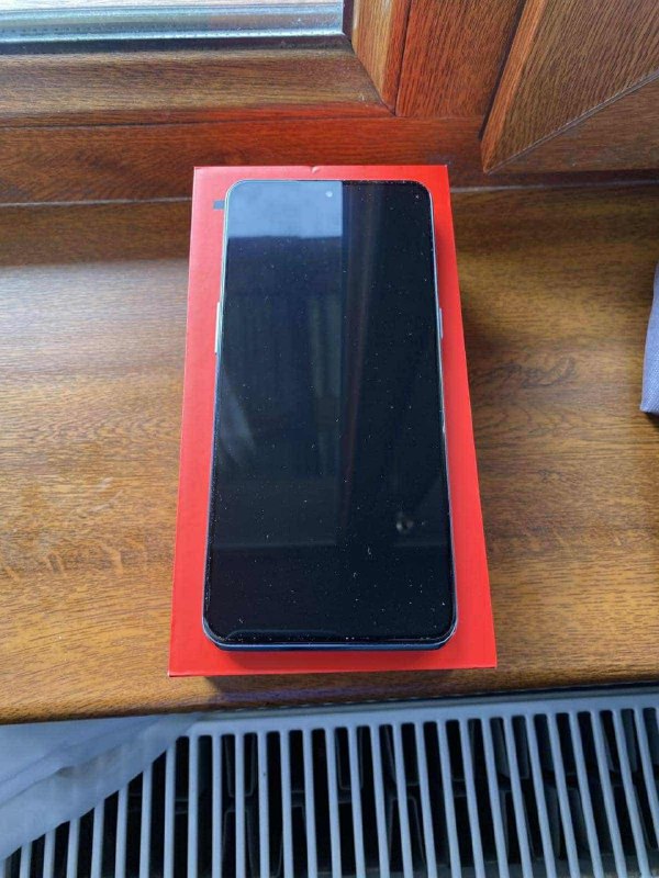 OnePlus 10T 5