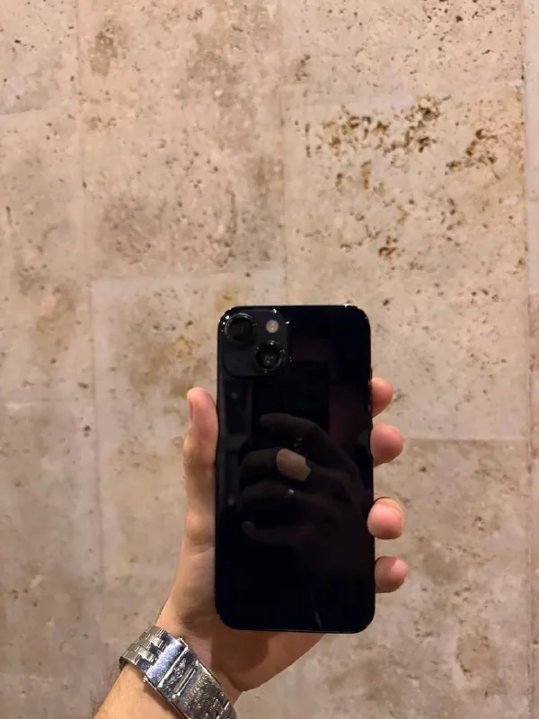 iPhone 14 128 GB 1