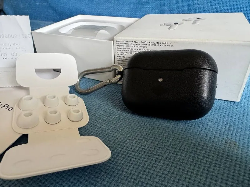 AirPods Pro 2 USB-C 1